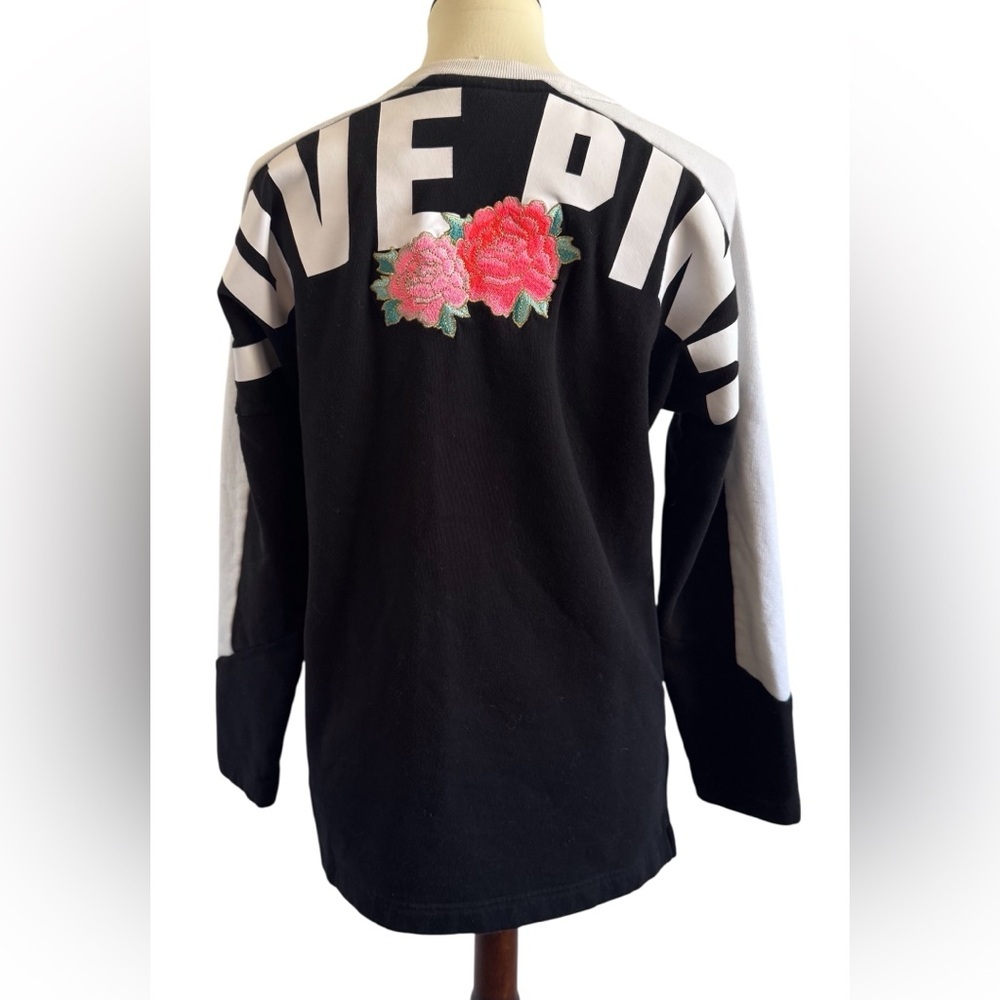 Victoria's Secret PINK Rose  Embroidered Floral Black White Sweater Size Small - Picture 7 of 13